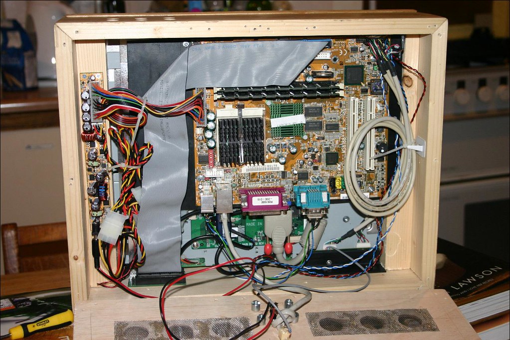 Choisir sa carte mère : socket, chipset et emplacements, dans quel ordre les vérifier